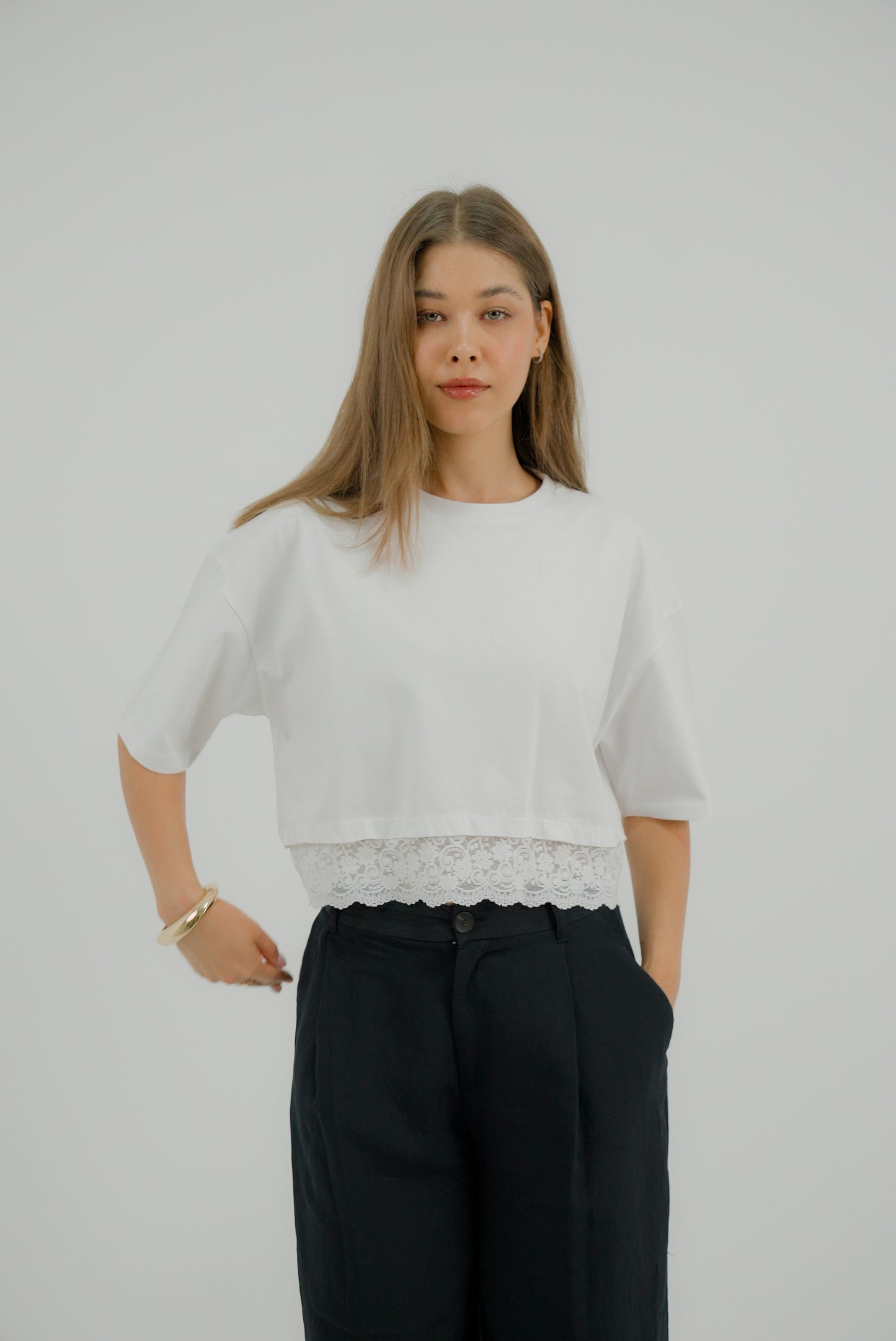Cropped Tshirt - Lace Trim in White